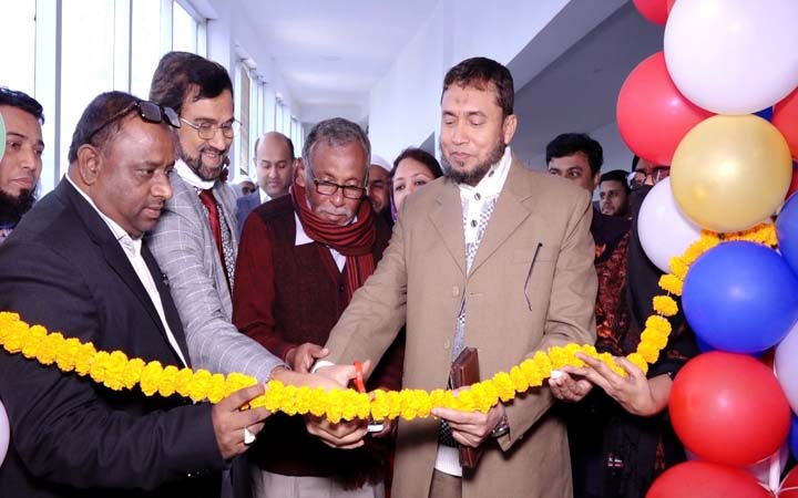 খুলনায় আদ্-দ্বীন হাসপাতালে আইসিইউ ইউনিট চালু